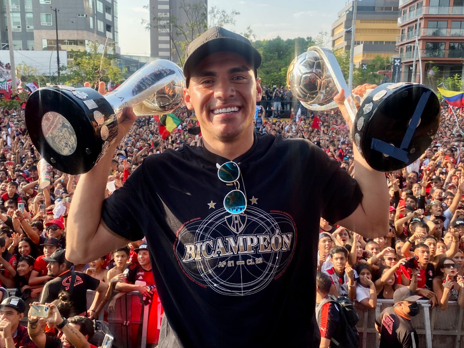 PLAYERA CONMEMORATIVA ATLAS FC  BICAMPEÓN AP21-CL22-2
