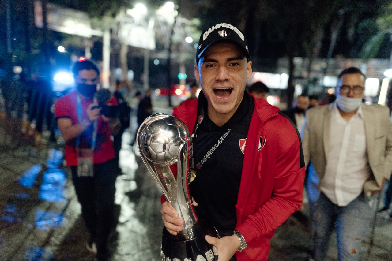 GORRA ATLAS FC CAMPEONES-6